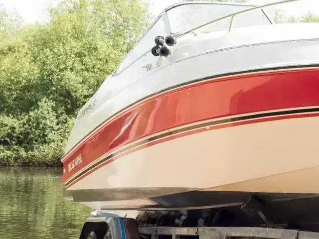 Four Winns 215 Sundowner Cuddy Cabin-Cruiser