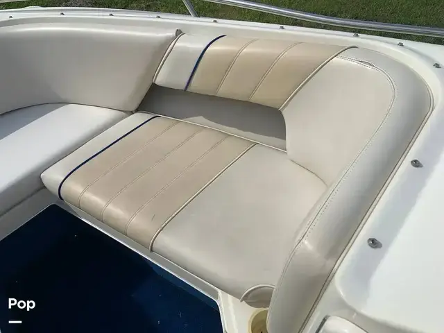 Sea Ray 220 Signature Select