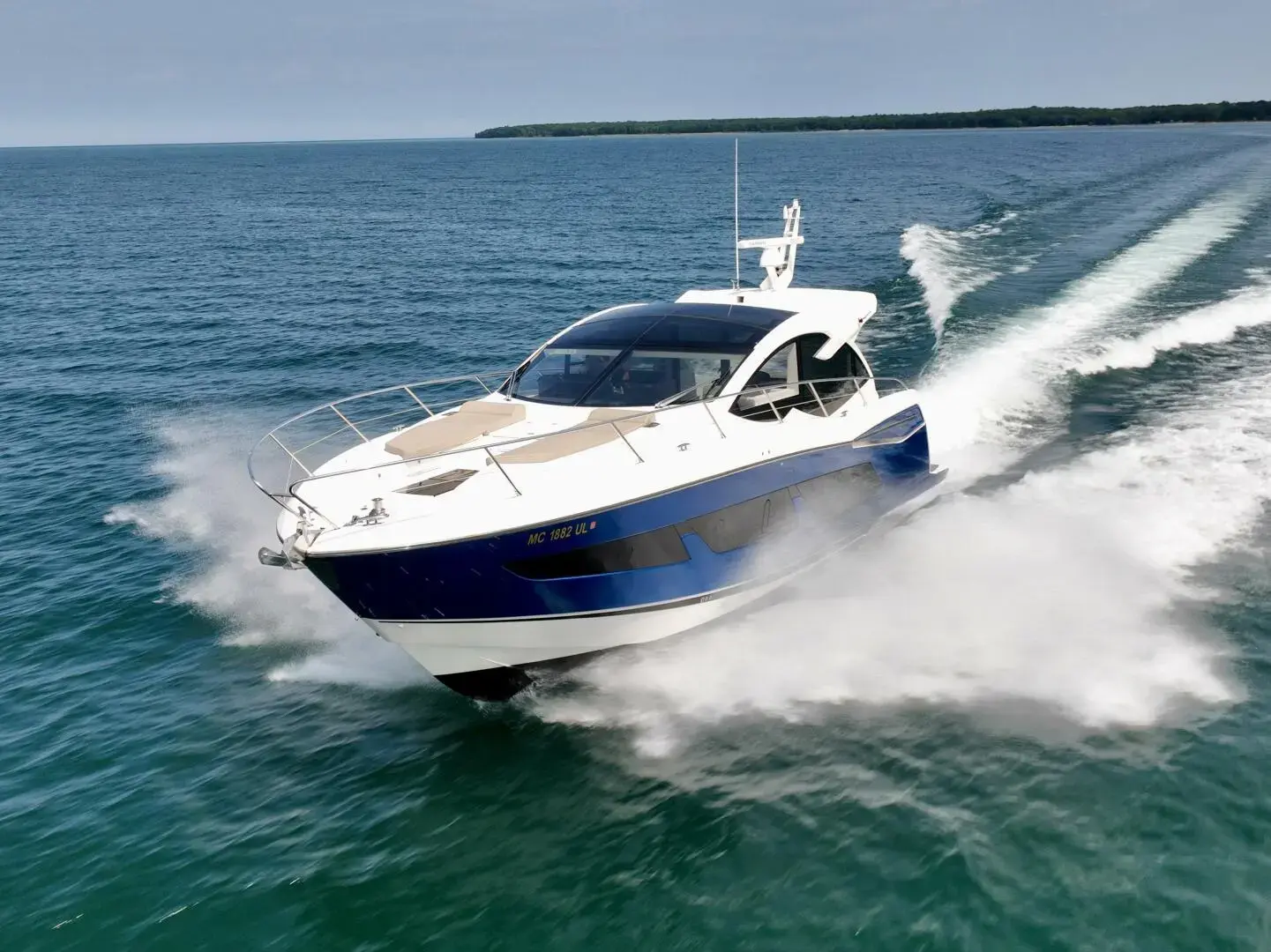 2019 Sunseeker predator