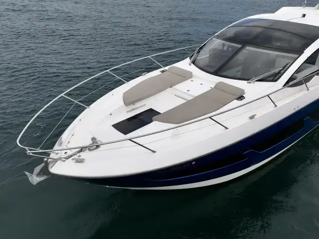 Sunseeker Predator 54