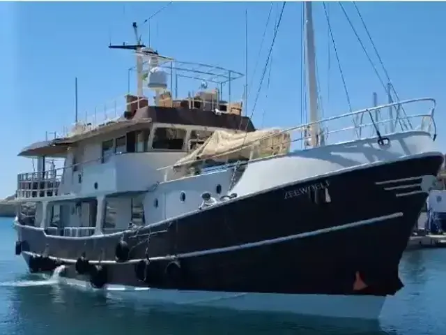 M/Y Trawler Zeewoelf