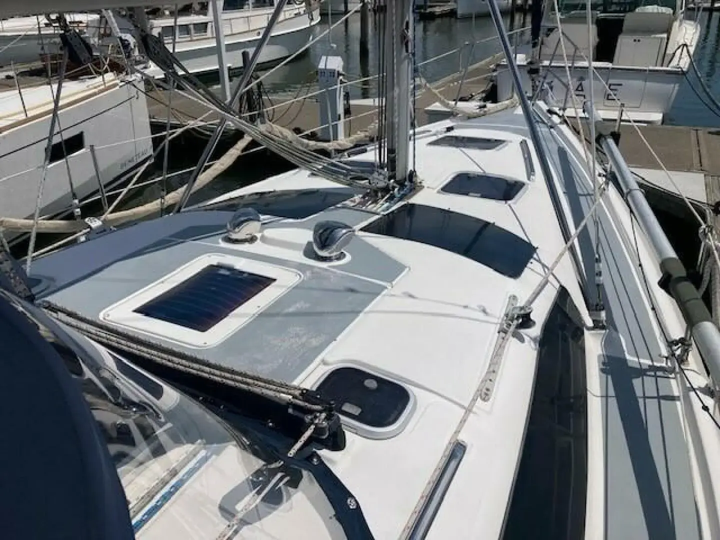 1999 Hunter 380