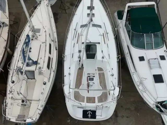 Beneteau Oceanis 323