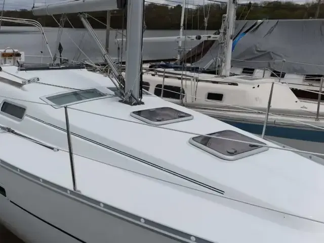 Beneteau Oceanis 323