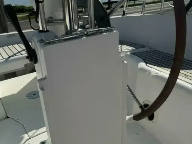 Beneteau Oceanis 323