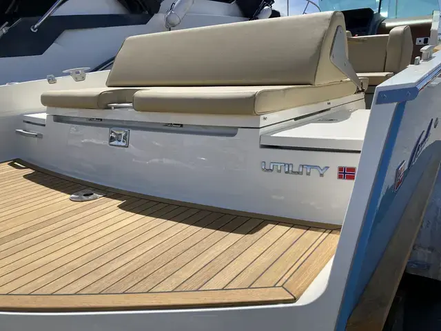 Cormate Utility 27 Supermarine