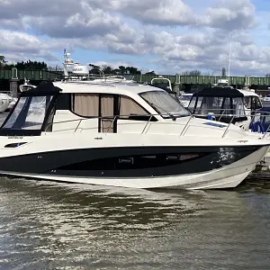 2017 Quicksilver Activ 855 Weekend