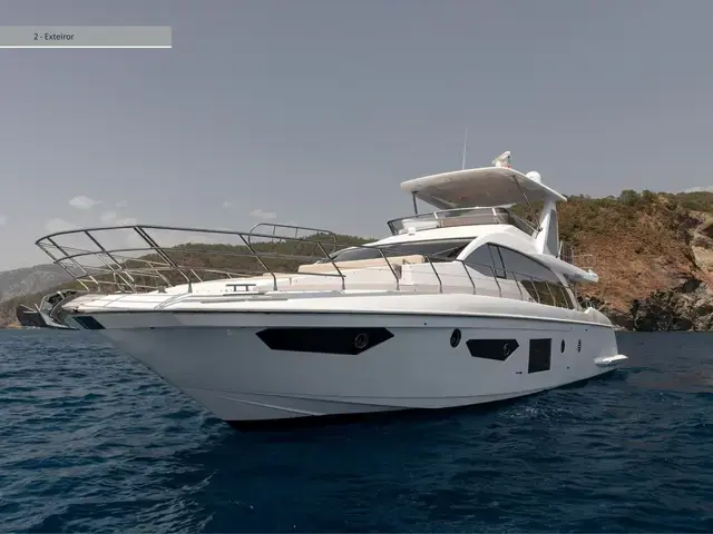 Azimut 66 Fly