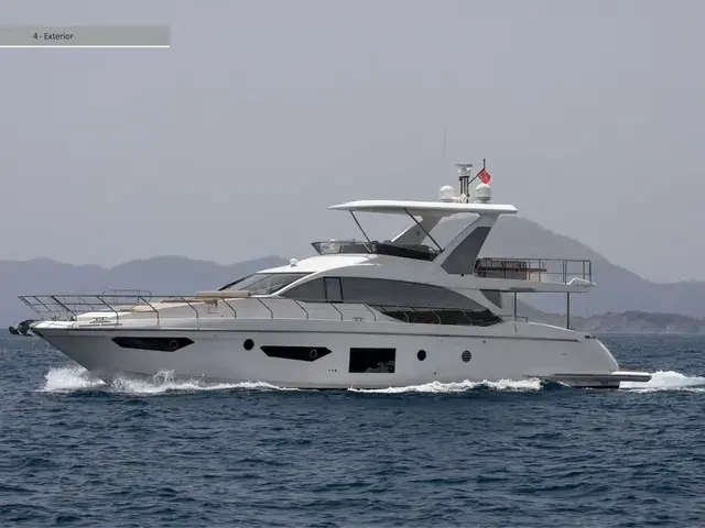 Azimut 66 Fly