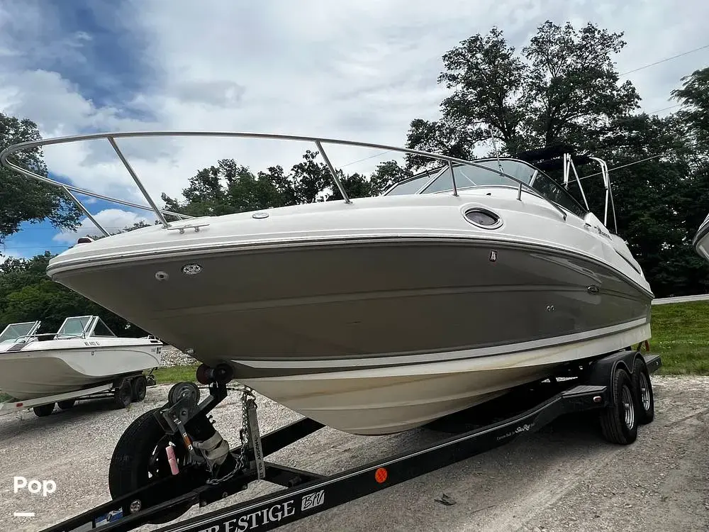 2006 Sea Ray sundancer 240