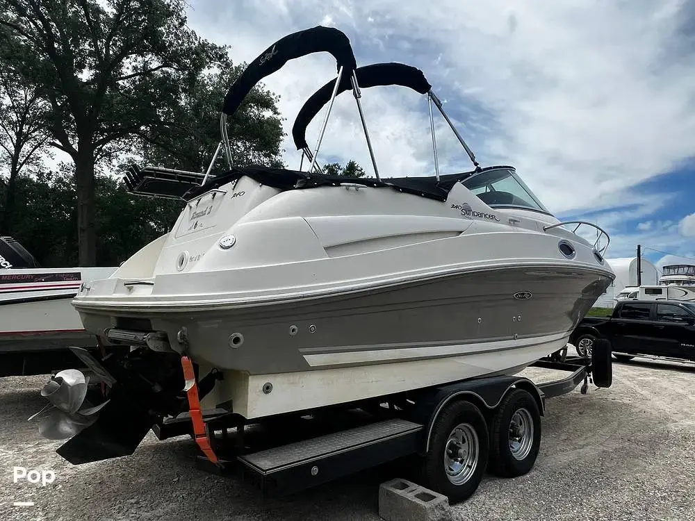 2006 Sea Ray sundancer 240