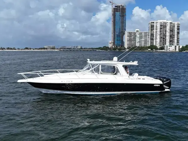 Intrepid Boats 390 Sport Yacht