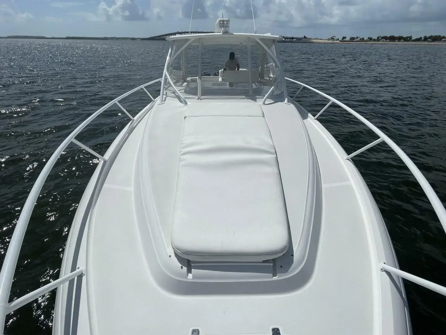 2009 Intrepid 390 sport yacht