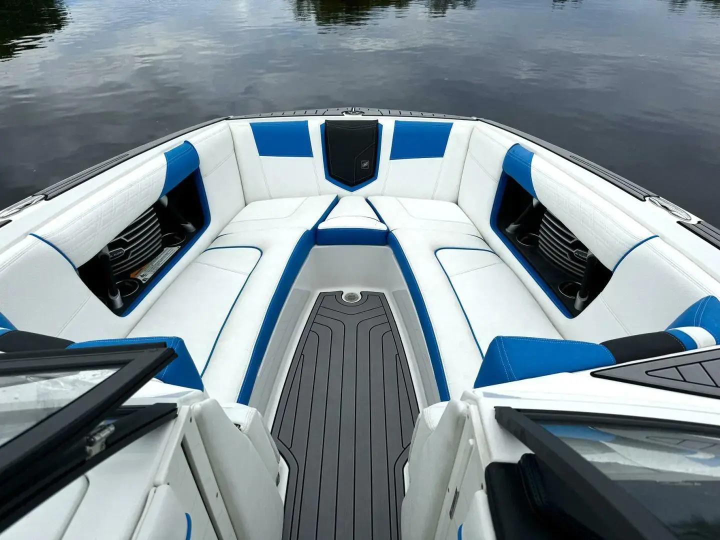 2018 Nautique super air g25