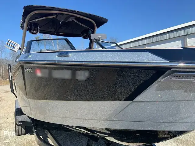 Malibu Wakesetter 26 LSV