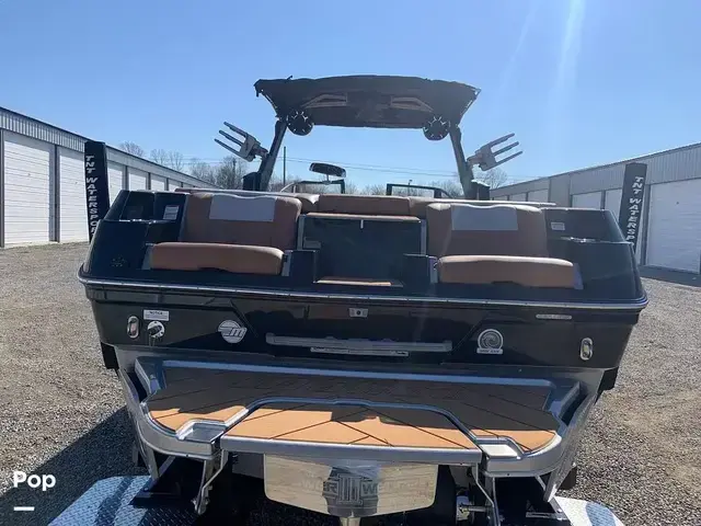 Malibu Wakesetter 26 LSV