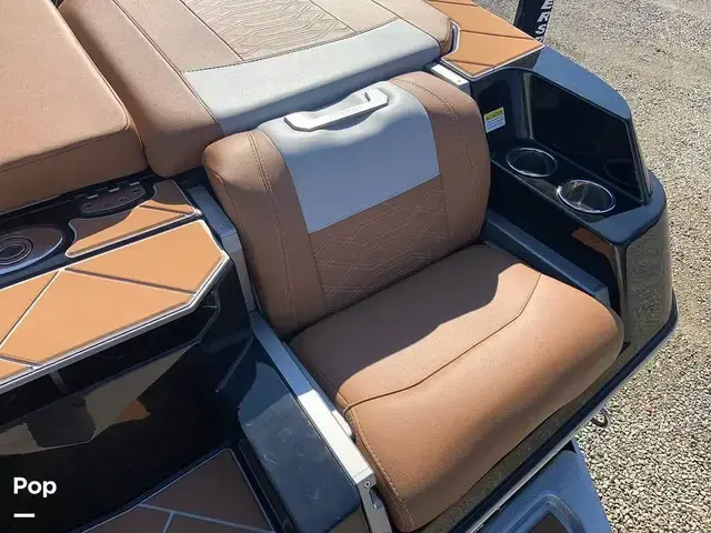 Malibu Wakesetter 26 LSV