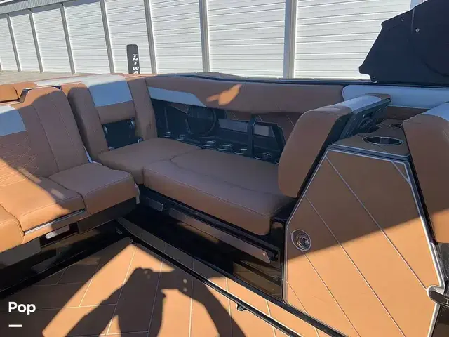 Malibu Wakesetter 26 LSV