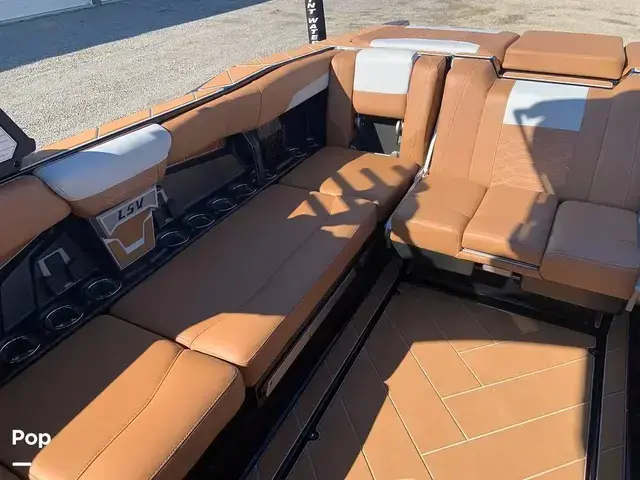 Malibu Wakesetter 26 LSV