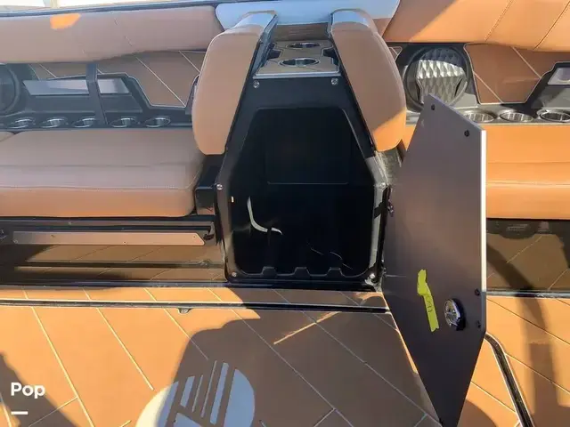 Malibu Wakesetter 26 LSV