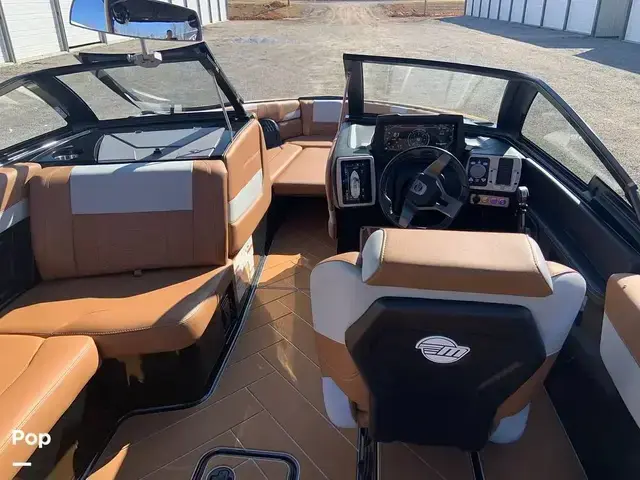 Malibu Wakesetter 26 LSV