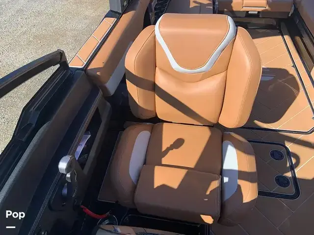 Malibu Wakesetter 26 LSV