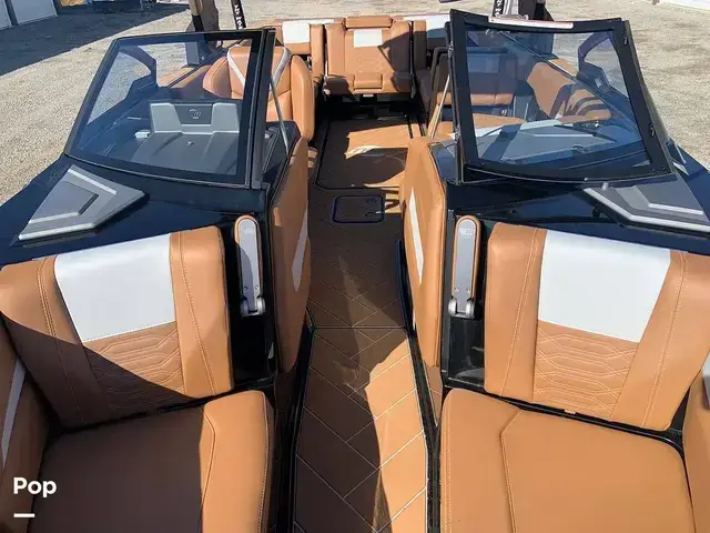 Malibu Wakesetter 26 LSV