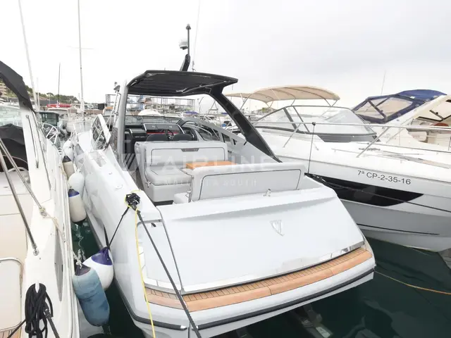 Fairline F Line 33