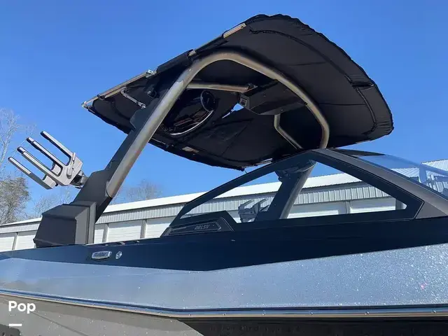 Malibu Wakesetter 26 LSV