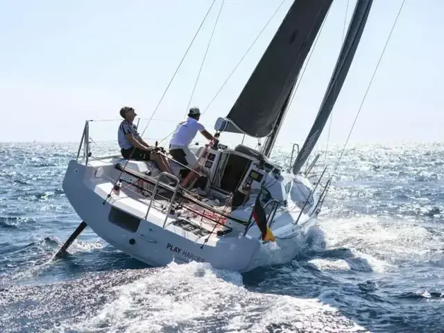 Dehler 30