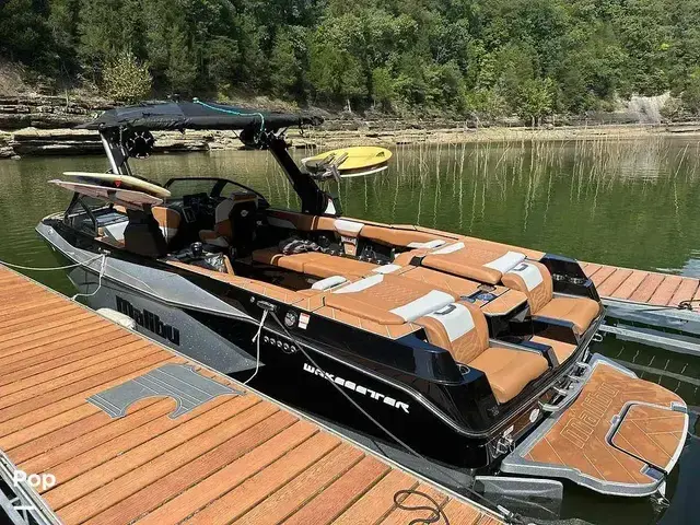 Malibu Wakesetter 26 LSV