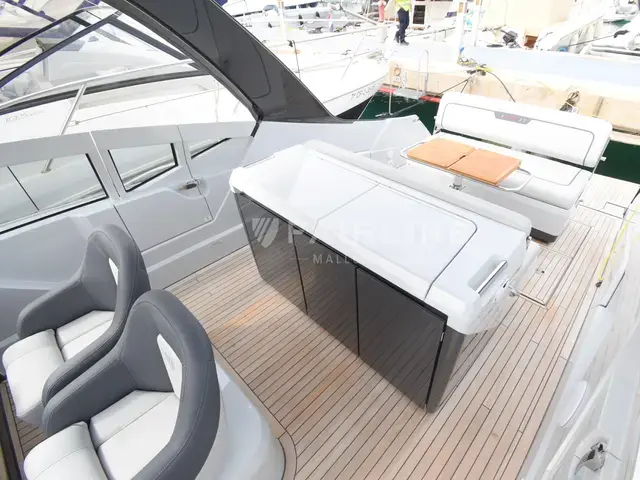 Fairline F Line 33