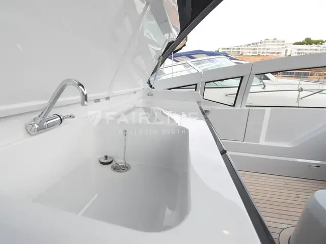 Fairline F Line 33