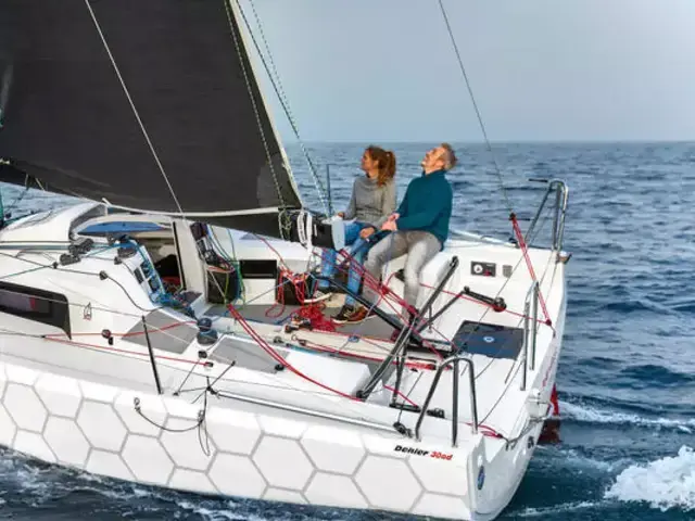 Dehler 30