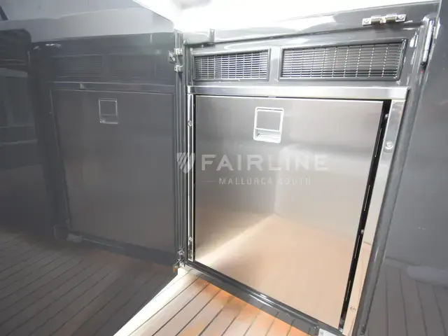 Fairline F Line 33