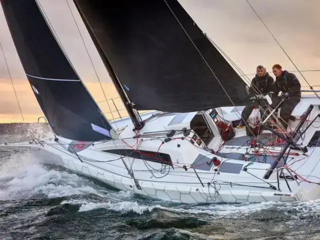 Dehler 30