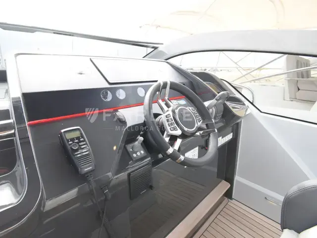 Fairline F Line 33