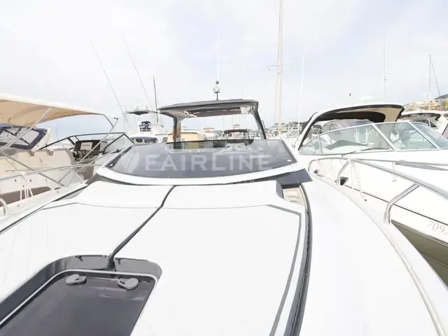 Fairline F Line 33