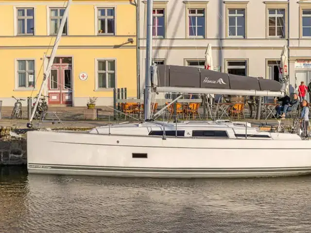 Hanse 348