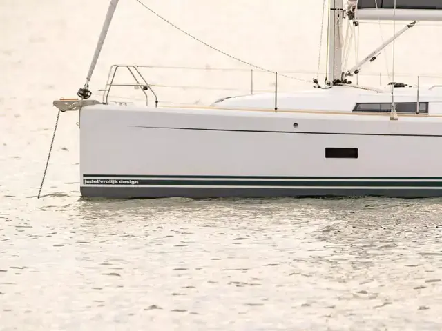 Hanse 348