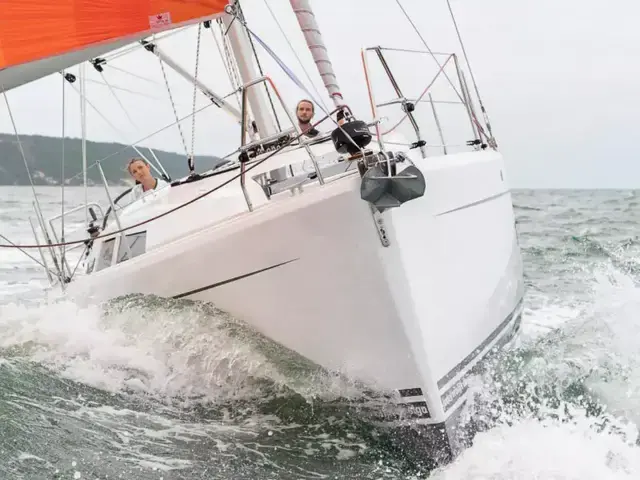 Hanse 348