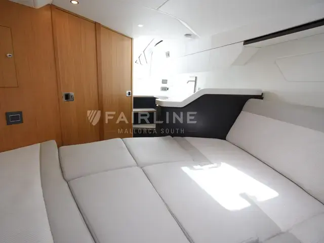 Fairline F Line 33