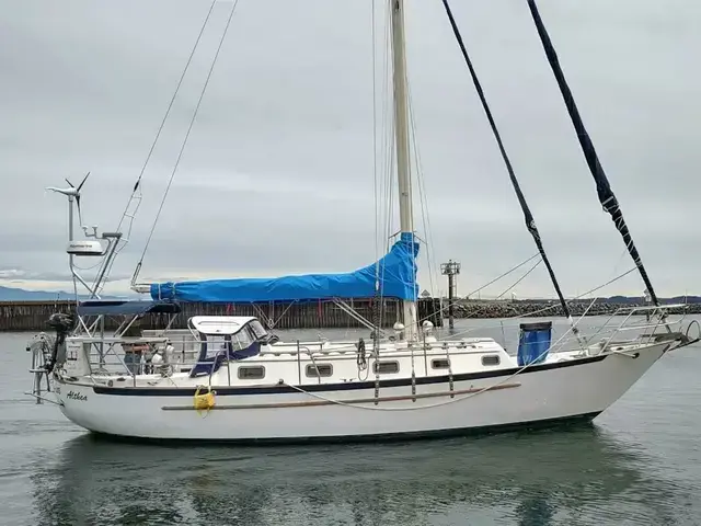 Pacific Seacraft 34