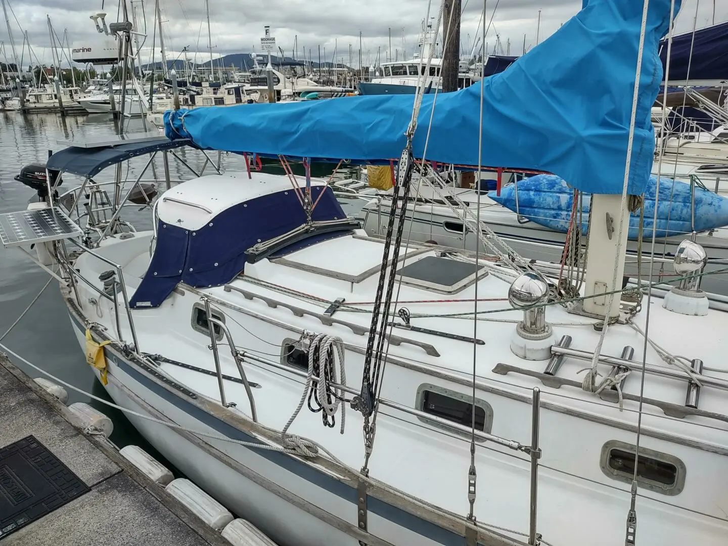 1989 Pacific 34