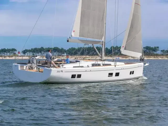 Hanse 548