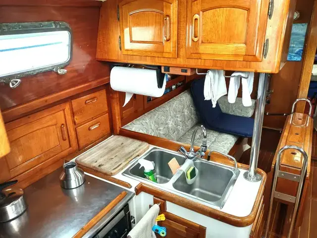 Pacific Seacraft 34