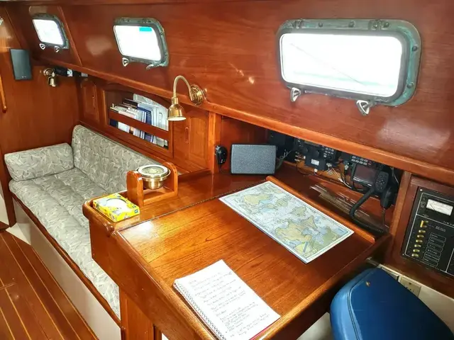 Pacific Seacraft 34