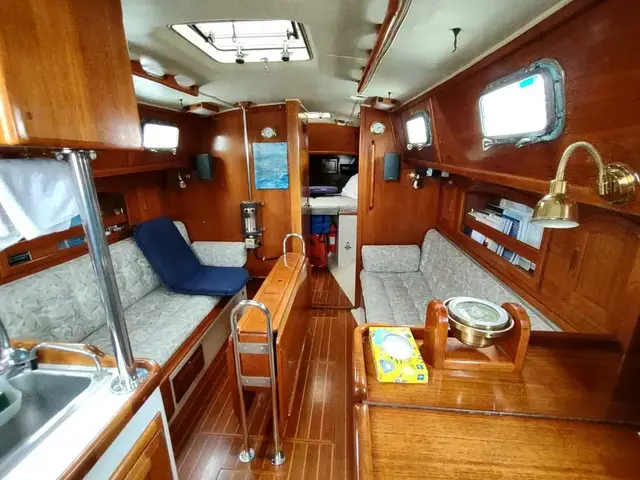 Pacific Seacraft 34