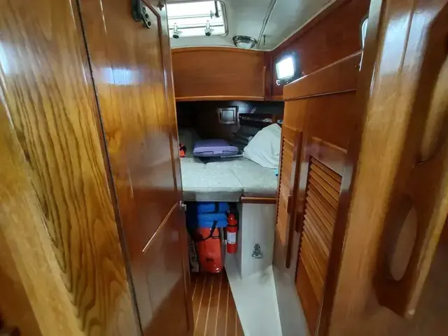 Pacific Seacraft 34