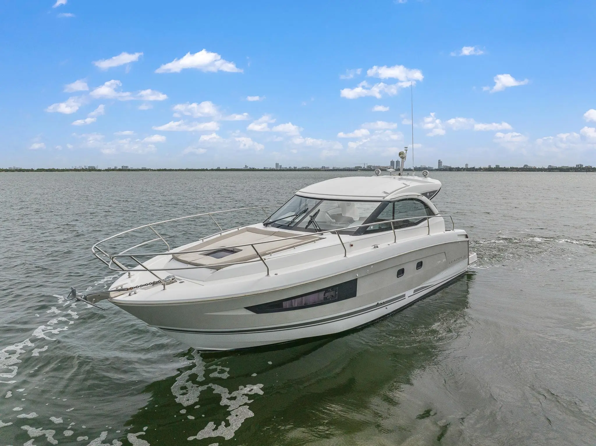 2016 Jeanneau 36'